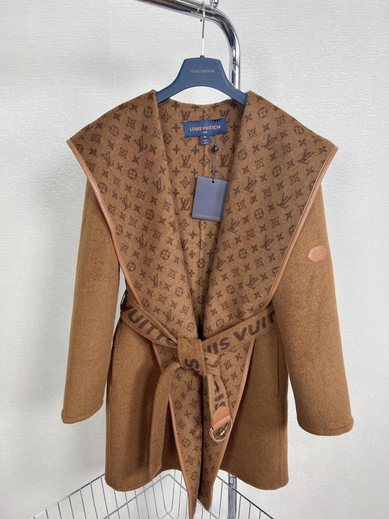 l0vis Vvtt0n outwear